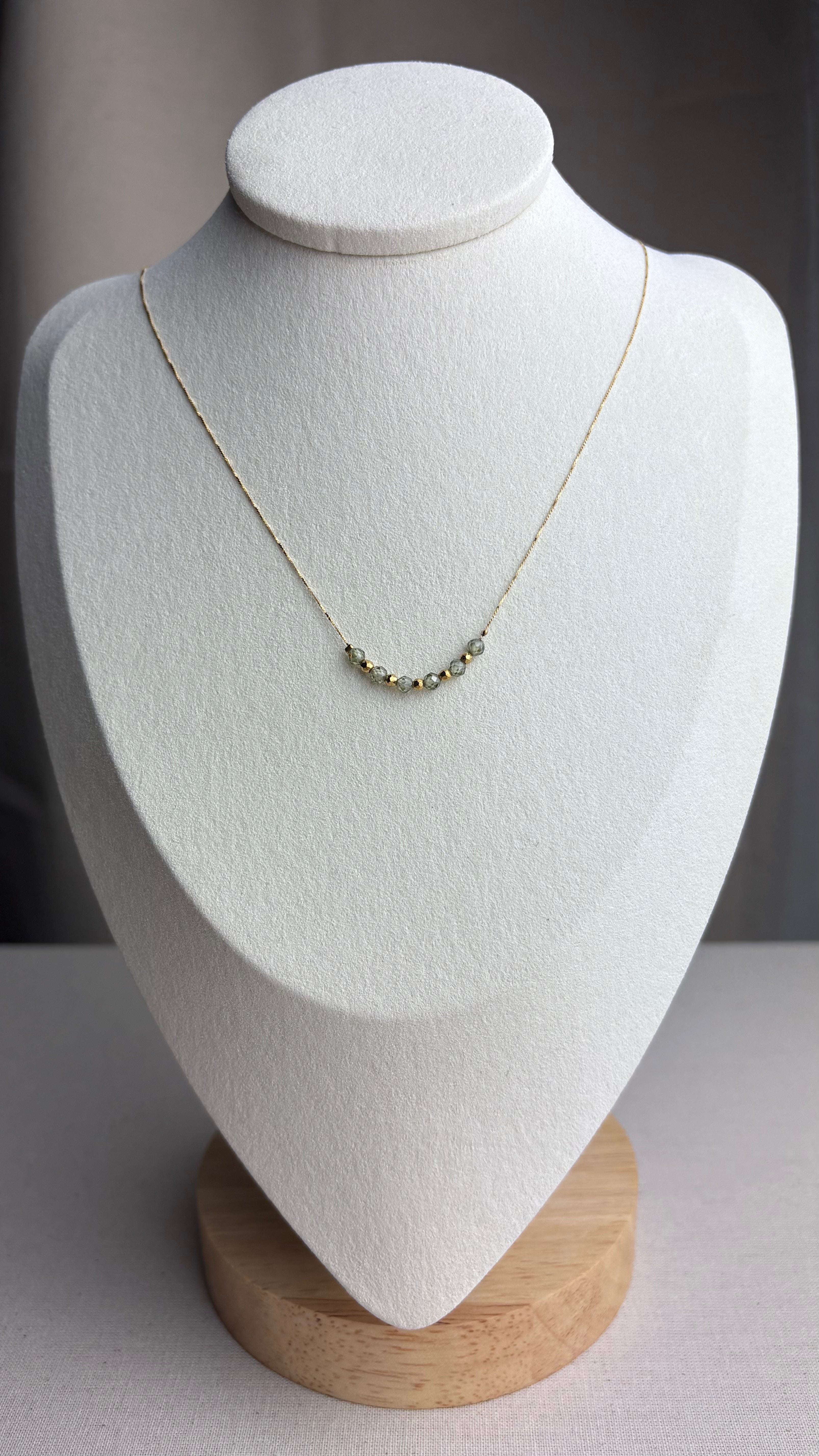 Collier ras de cou Cléor Zirconium kaki