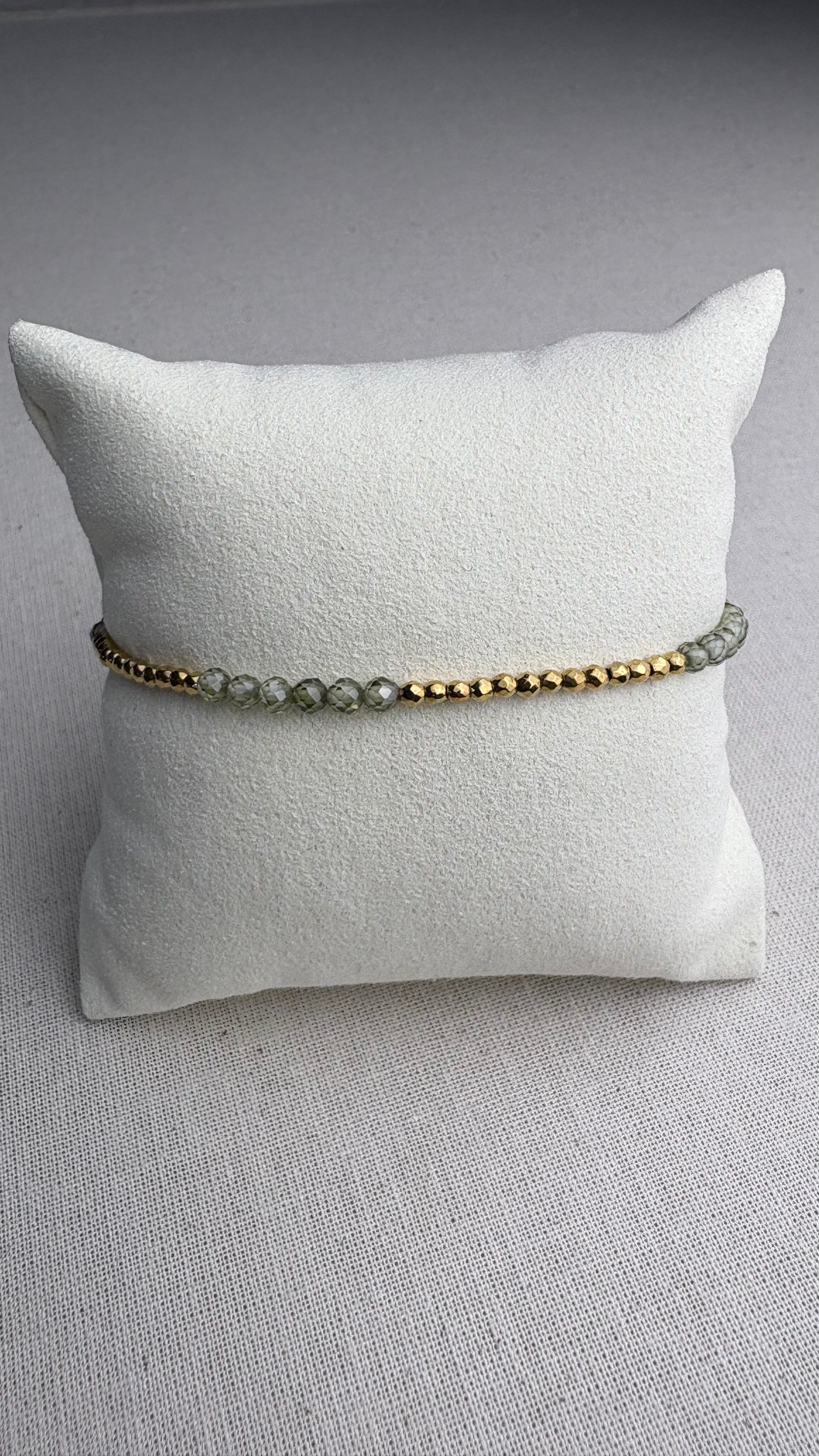 Bracelet Lila doré zirconium kaki