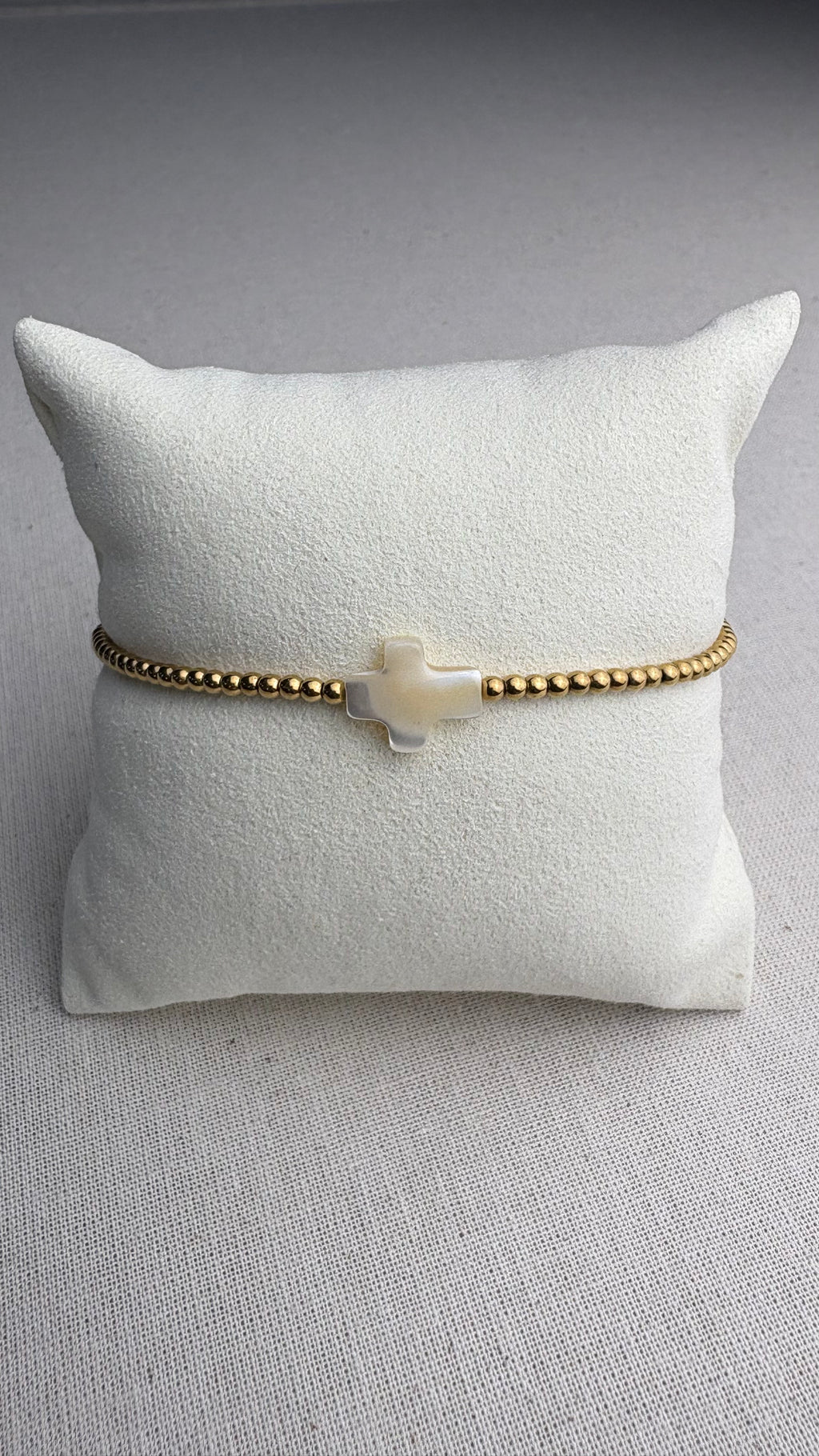 Bracelet doré croix Nacre