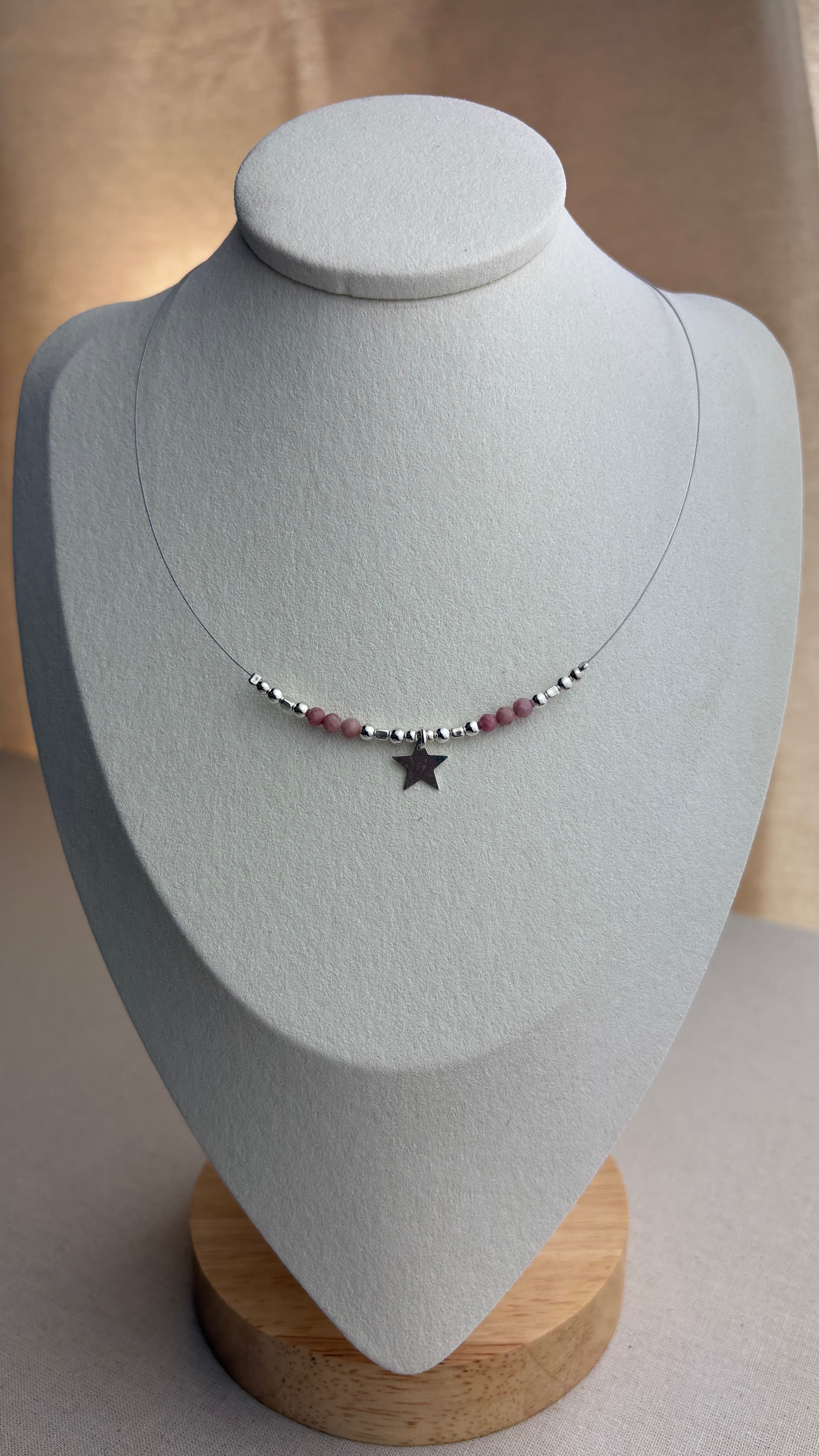 Collier ras de cou Étoile Rhodonite Madagascar